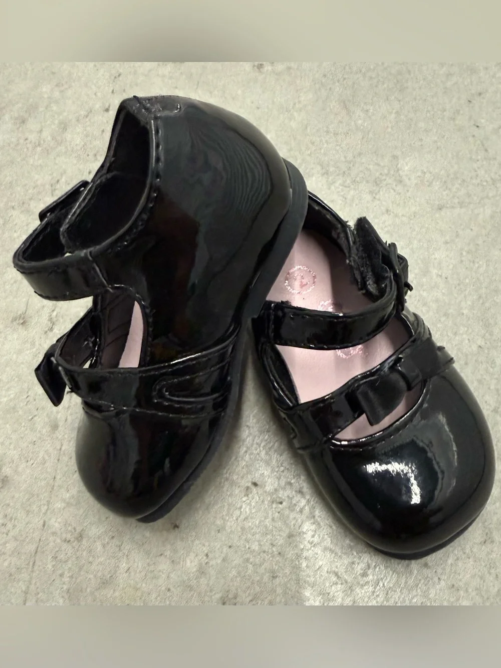 Teeny Toes Black Patent Leather Mary Jane’s  Size 2